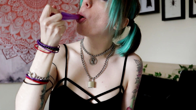 Fetpup: Berlatih untuk menjadi perempuan jalang mulut yang baik ayah