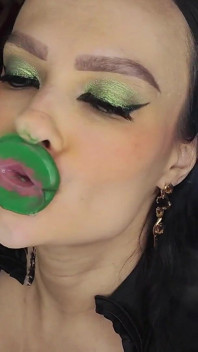 Green Minty lippenstift Glänzende, pouty tussi küsst 1080 fhd