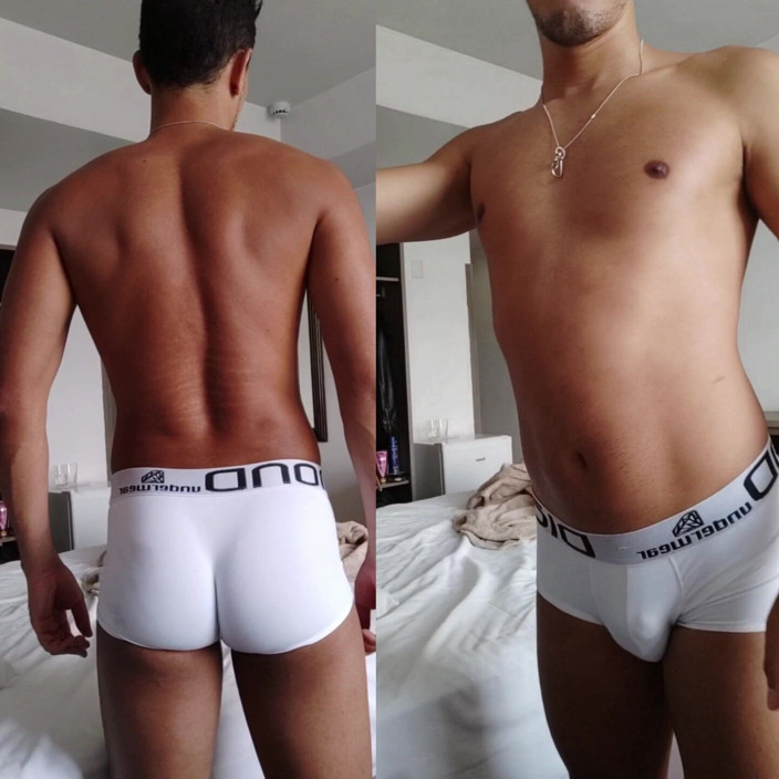 SEX GAY AMATEUR: Líbily se ti moje bílé kalhotky?