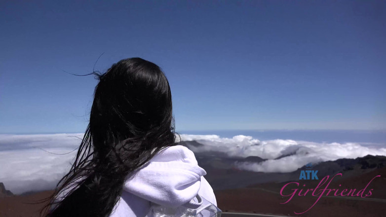 ATK Fans (Girlfriends): Virtual Vacation Hawaii with Karlee Grey 3/6