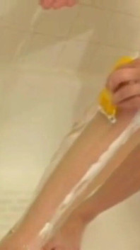 Sexy Teen Allie Shaving in the Shower