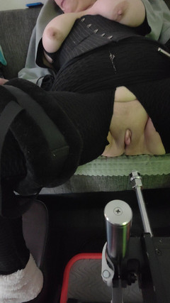 Joannawet: Yeni büyük dildo ile sikiş makinesi bölüm 1