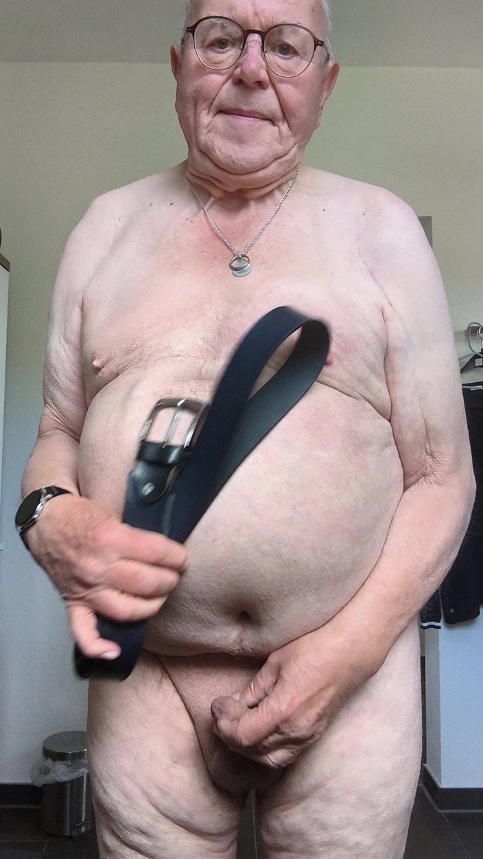 Karlchengeil: Wife's Flower Pantie and Belted