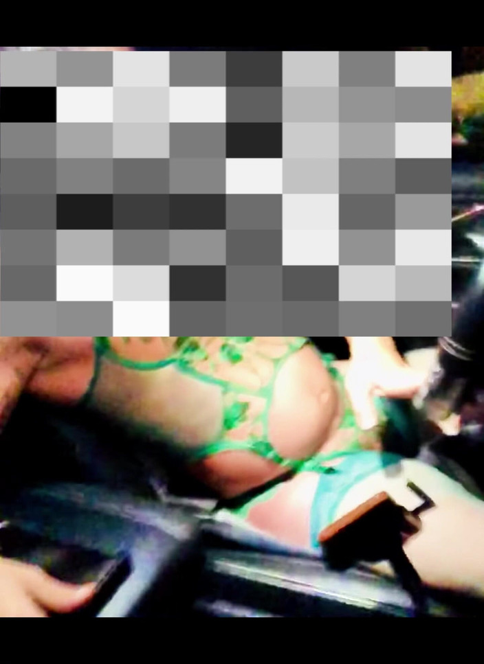 Benito414: Dalam Kereta