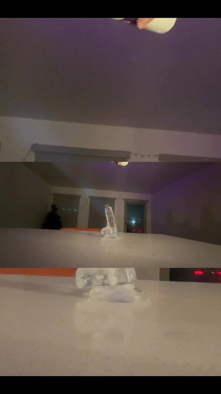 Jayla Cuateco: Whora zoekt de kaart zodat ze de dichtstbijzijnde hoek kan...