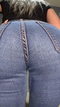 Wet Farts in Jeans