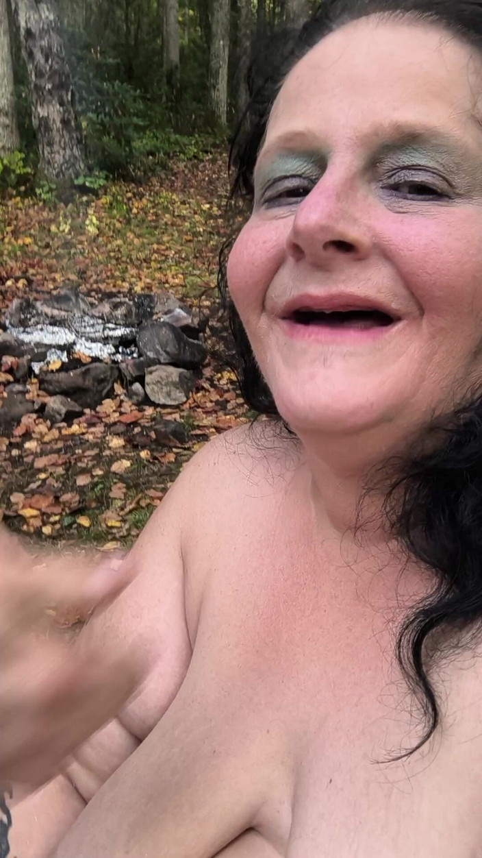 HerculesnVENUS: Снова воюет, что матьфукеры, эта сучка принимает его член наготове или нет