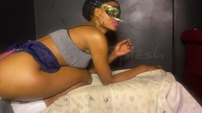Sexxxy splash official: ¿Qué chica Sexxxy fue captada por la cámara chorreando por...