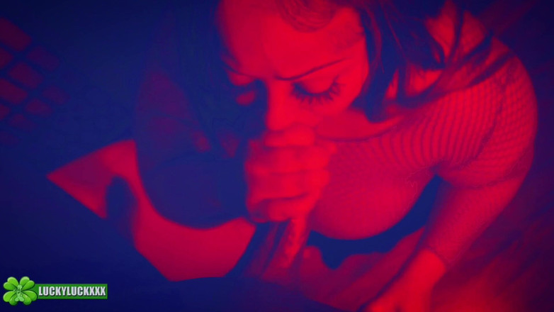 Lucky Luck XXX: Lucky Gurl Sophia Rose - Red Light Special Amazing POV Blowjob