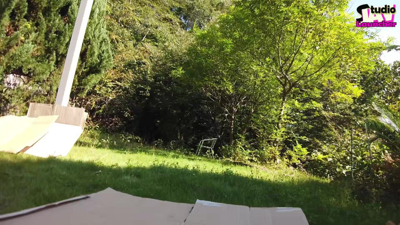 Studio JAV Launcher: 办公室热辣-新兵风格的缪斯混合她甜美的声音和大胆的户外饮料 第2章