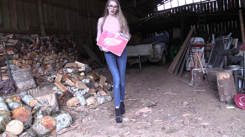 Kyaa Chimera: Schiacciamento del perdente del portatile - video personalizzato