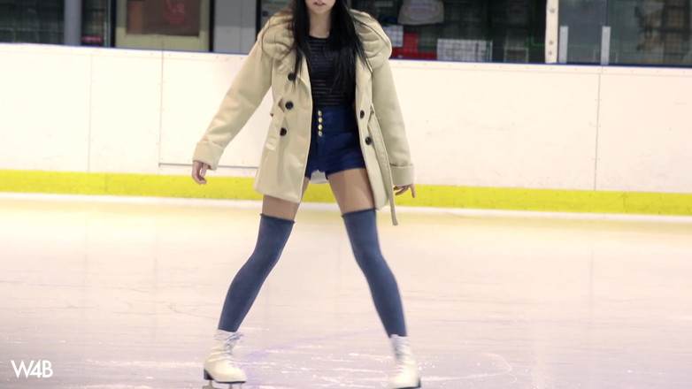 Watch4beauty: Ice Skater