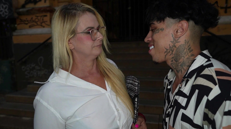 Tiffany Montavani: Il pastore tiffany montavani che lascia la chiesa è stato avvicinato...