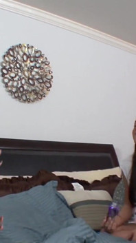 Trio lesbo azione nel letto