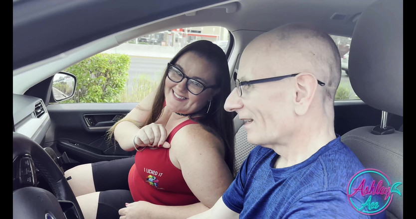 AshleyAce69: Tam hizmet - Ashley Ace Logan'ın tüm borularını boşaltıyor!