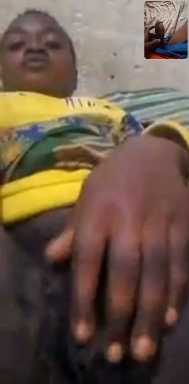 Sugarmama video call mutual masturbation: Bermain pepek berbulu di sembang video