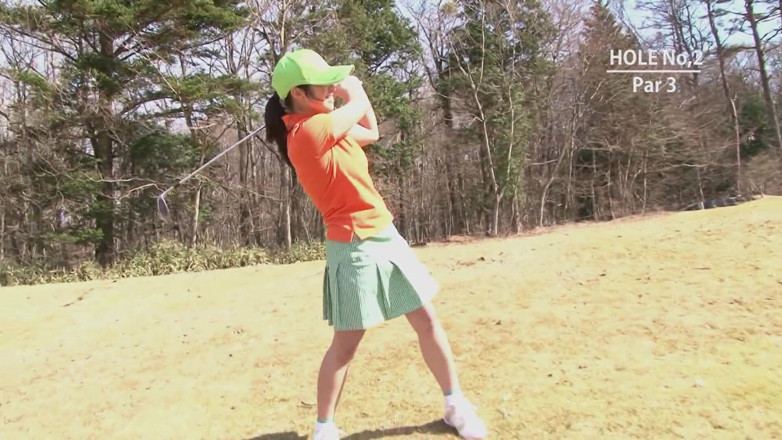 The Asian Sports: She finds the right time to suck that hard dick