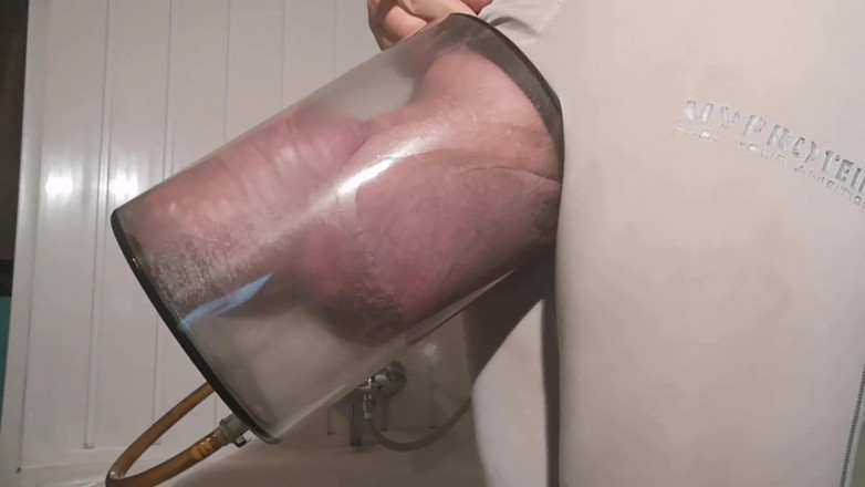 Monster_Meat_: Extreme pumping wall to wall