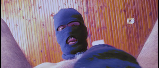 Stink HairyMale: Muziekvideo Secret Maskarado