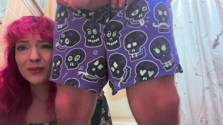 lilredvelvettt: Big Dick Pees on You