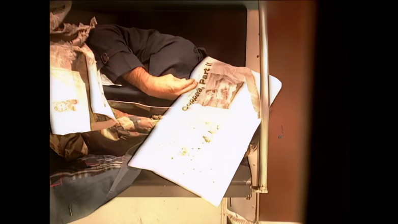 Bewitched!: Kristina Black: Seorang Wanita Berambut Coklat Muda Kacau Dengan Baik...