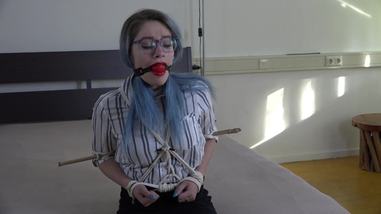 Restricting Ropes: Luna Grey - secretary ballgagged