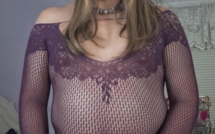 Victoria Lecherri: 我喜欢成为他的自动取款机！