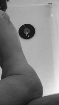 Menina submissa se divertindo para você, pergunte-me akasha7