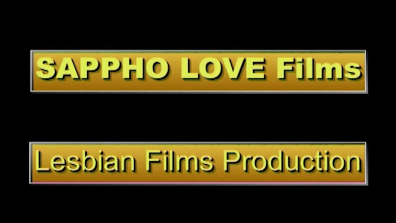 SapphoFilms - By Nikoletta Garian - Real Lesbian: Dört yaramaz hatun yatak odasında çıldırıyor