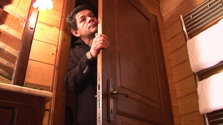 Family X: 그는 발정난