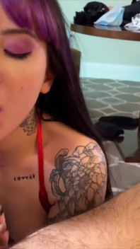 Romeo Mancini fode a jovem Charlotte Sartre em Las Vegas