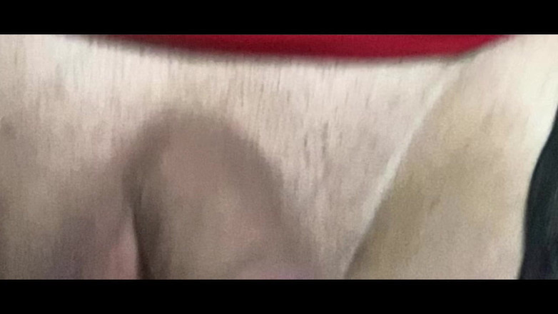 MadisonCD2025: Sezy crossdresser trong đồ lót và vớ và giày cao gót đụ...