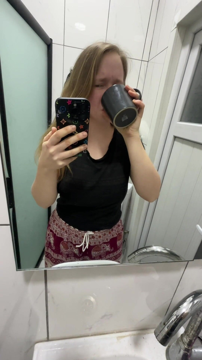 SweetLucy96: A trebuit să mă piș urgent