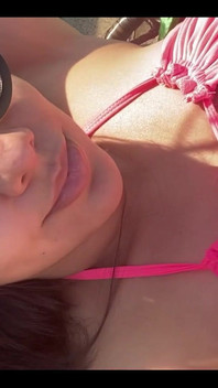 Sunny Day and My Entire Body Is Waiting for You to Worship It