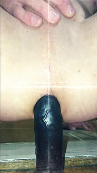 Anal Dildo Home