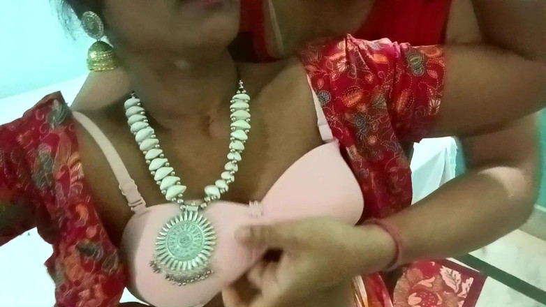 Popmini: 印度办公室朋友sunidhi口交和男朋友在紧致阴户内发生性关系