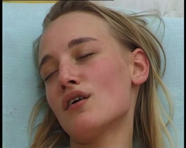 YOUR FIRST PORN: Luna Real Teen Orgasm with Luna