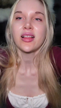 Baisers Et Caresse De La Chatte Pour Une Petite Bite - Cocu Déni De Sph - Sofie Skye