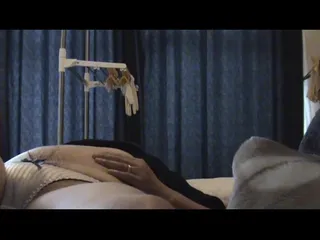 Hentai bà nội trợ Nhật Bản đã kết hôn với người phụ nữ nghiệp dư có thật