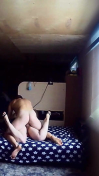 Hide cam - esposa follando con amigo