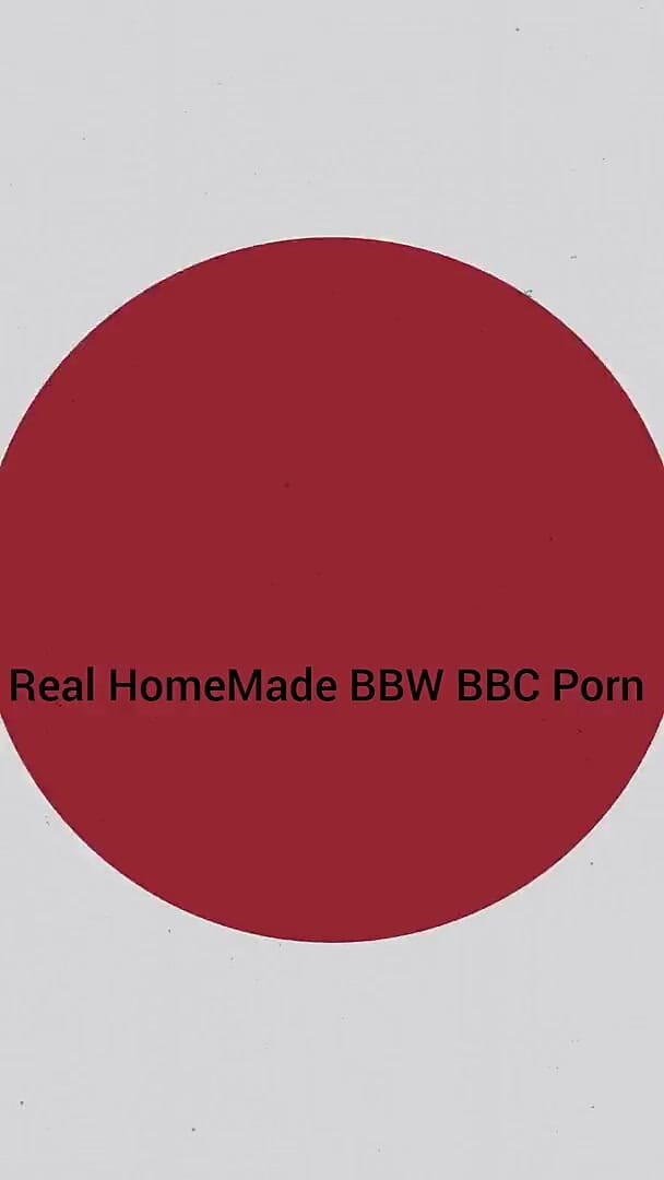 Real homemade BBW BBC porn: からかい、擦り、胸を揉み、乳首をねじる