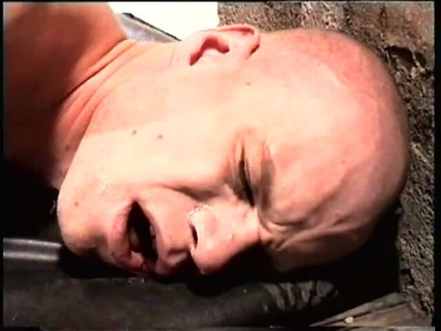 Cazzofilm: Cazzo - Young skinhead humiliation