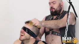 BEARFILMS bDSM senza preservativo con orso silian e tom fox