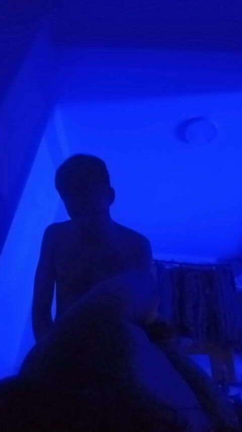 Iamprincesspeaches: Mała Dziewczyna Ma Ciasną Pochwę, Bondage I Zabawę Z Nią,...