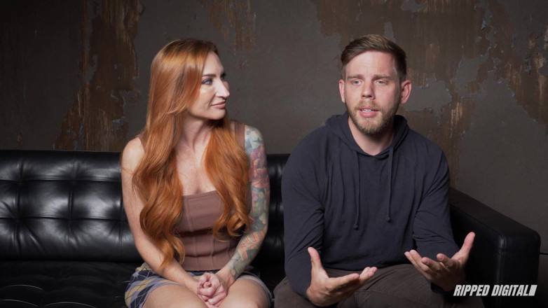 Ripped.Digital: Perhambaan berambut merah Sophia Locke Giggles Semasa Jaminan Kualiti