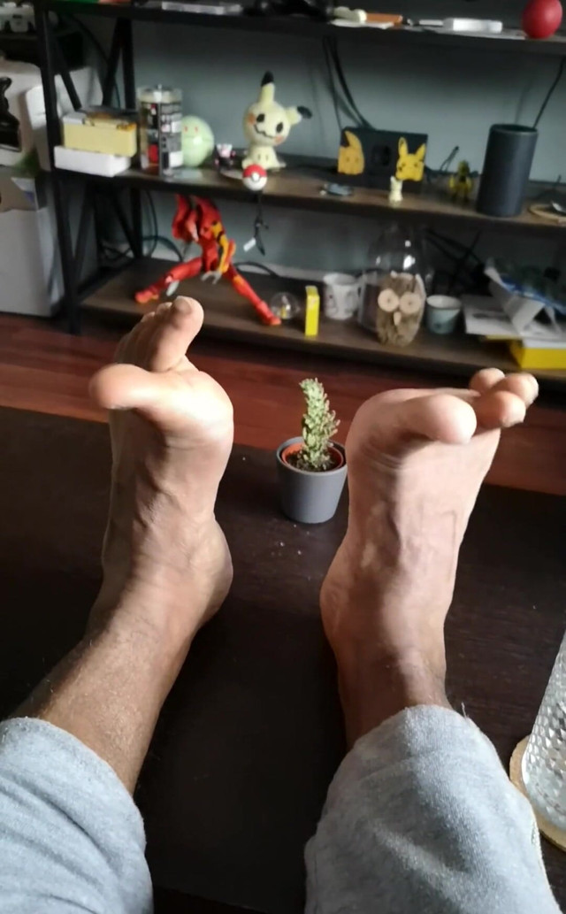 Resting My Feet (Amadeus Mode)