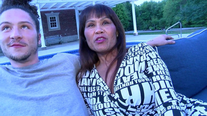 Private Society: Yêu con cu to lớn của người Mỹ đó