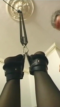 Humilhante cenoura dupla penetrada