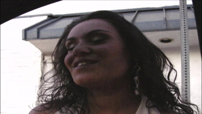 Public Pickup: Bootylicious latina cavalca il cazzo grasso come una vera professionista