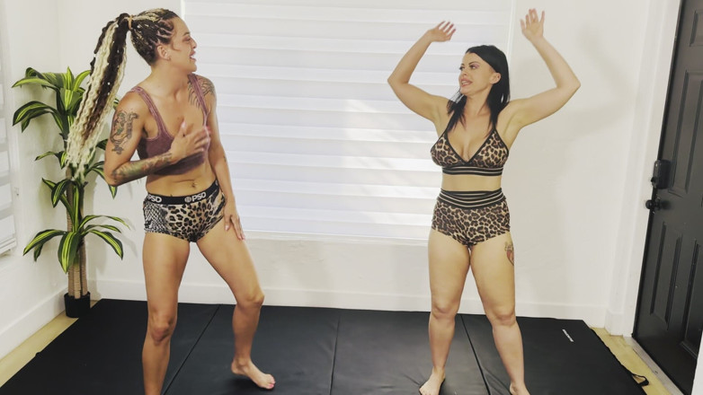 DifferentClimber340: Nadia White redt Andi Wild door haar reanimeer te geven